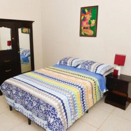 Hotel Casa De Angeles Managua Extérieur photo